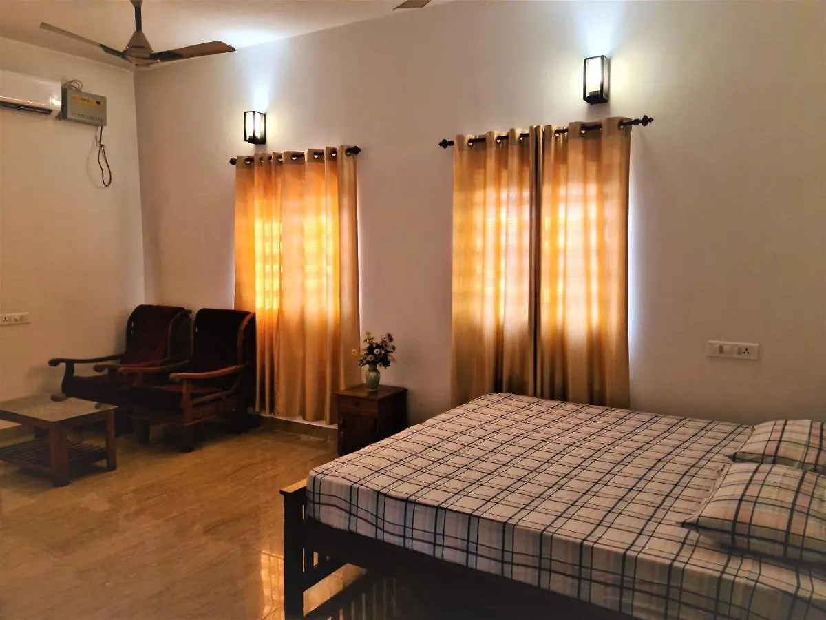 Sea Lake Home Kokkānisseri 0*,
