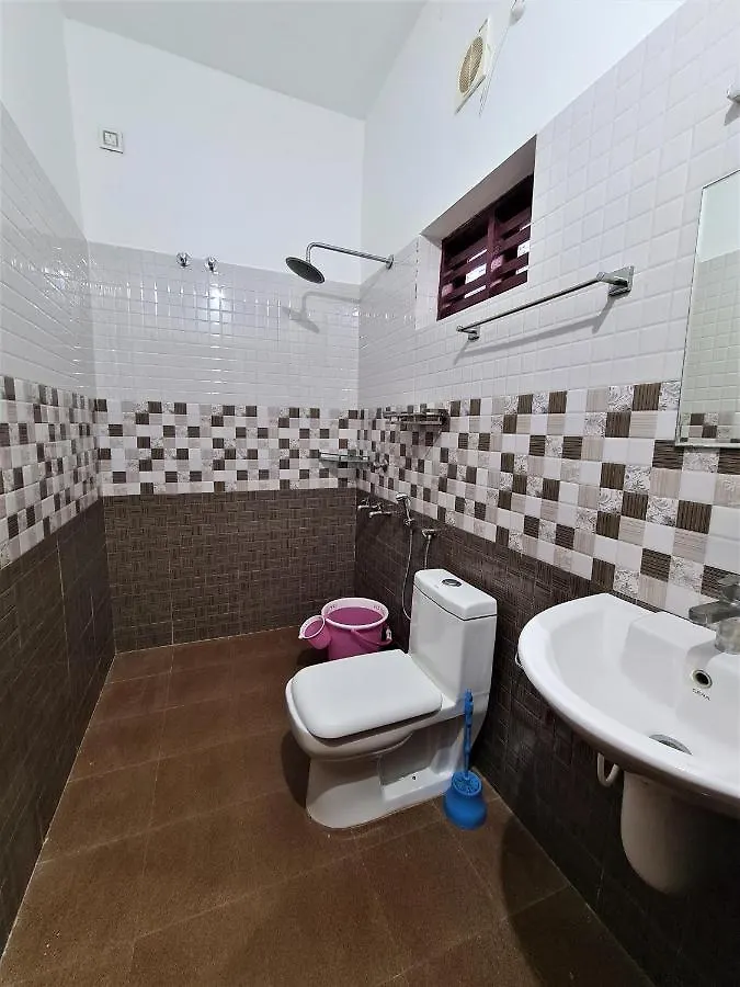 Sea Lake Home Kokkanisseri
